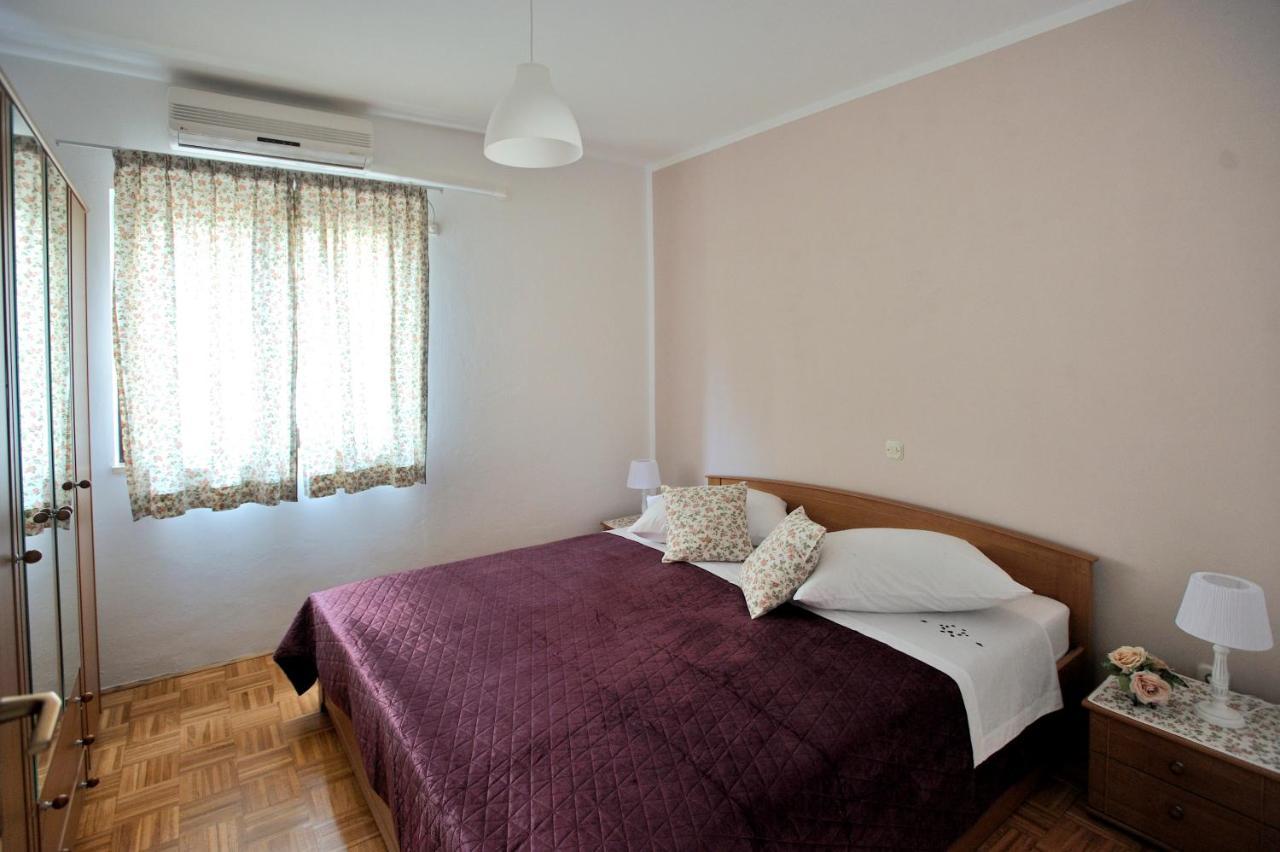 Apartment Vinja Poreč - ground floor - garden Buitenkant foto