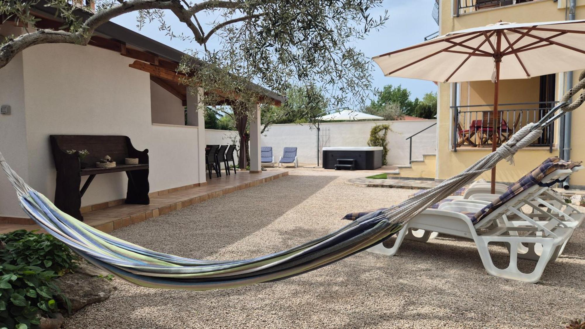 Apartment Vinja Poreč - ground floor - garden Buitenkant foto